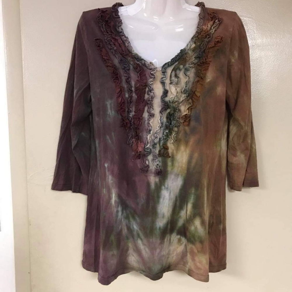 Inspire brand size medium brown blouse.